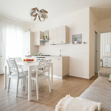 La Dimora Di Sofia - Apulianstay Group Monopoli Exterior foto